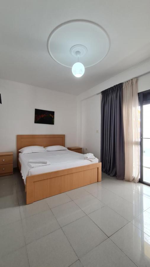 Heming-Way Hotel Durres Ngoại thất bức ảnh